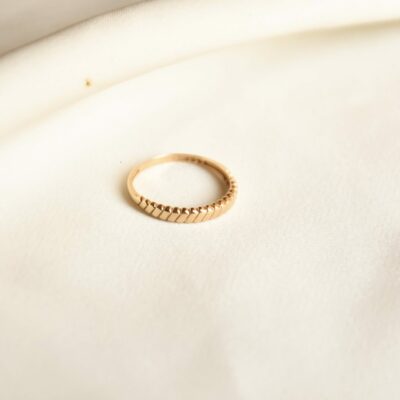 انگشتر طلا هایلی