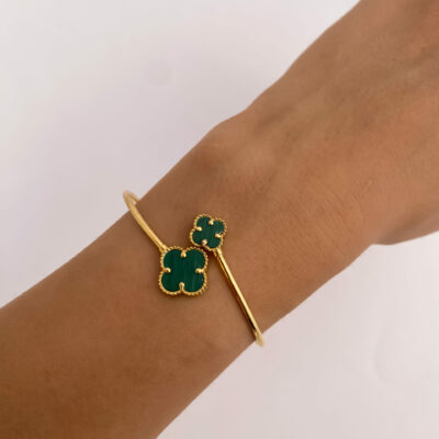 بنگل طلا ونکلیف سبز