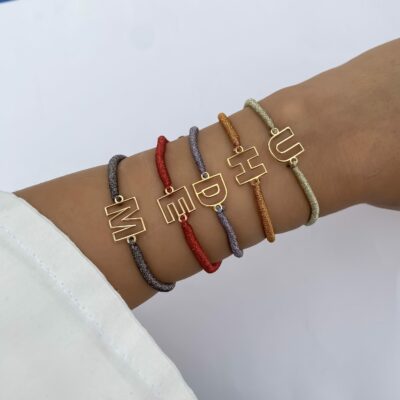 دستبند طلا حرف U